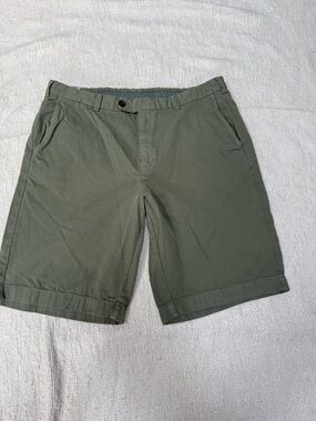 Brooks Brothers Green Khaki Bermuda Shorts Size 38 Waist 100% Cotton